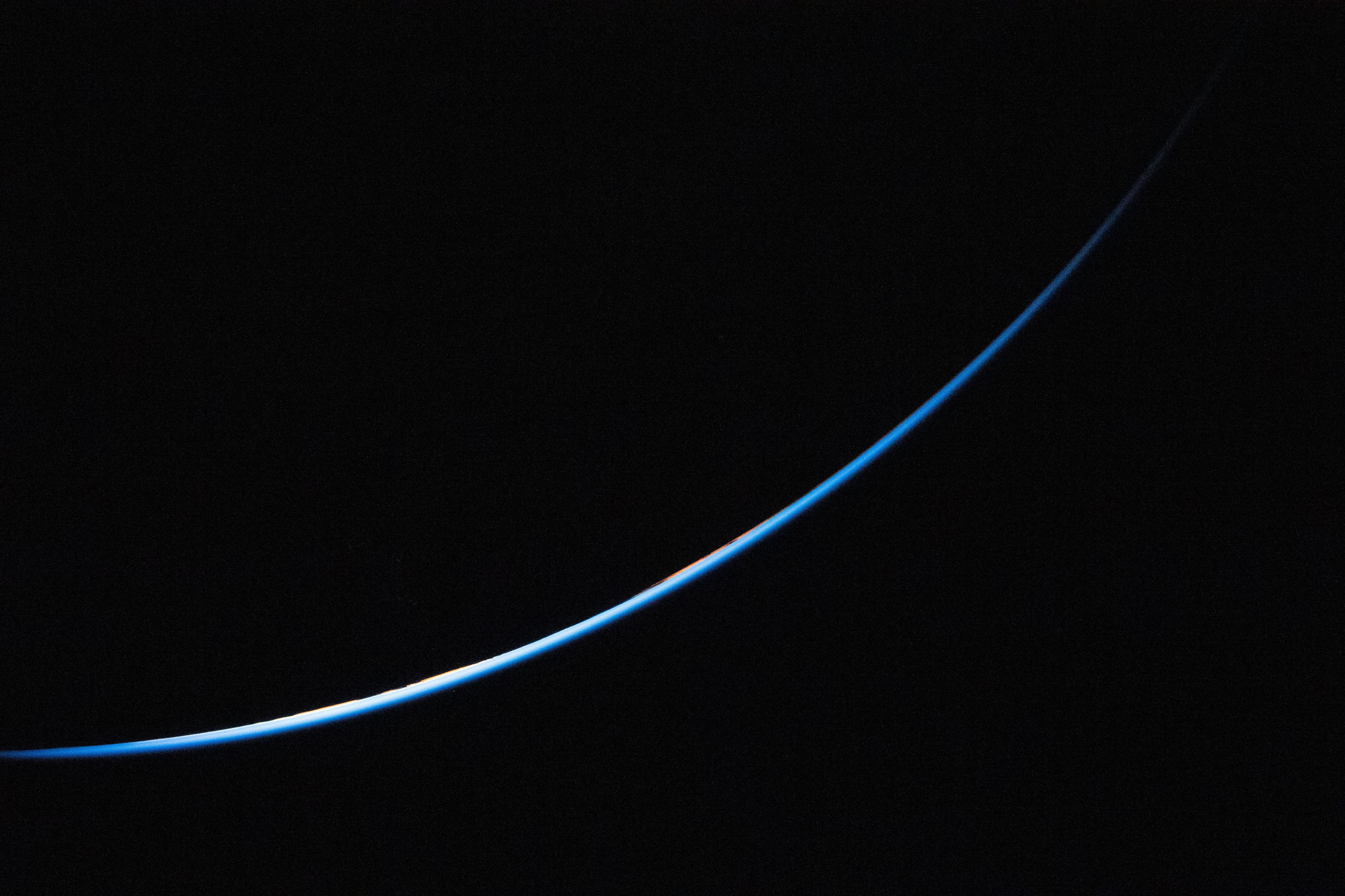 Earth Horizon From Space - 5K Background Earth Horizon From Space - Space Photography 5K Wallpaper (5297x3531)