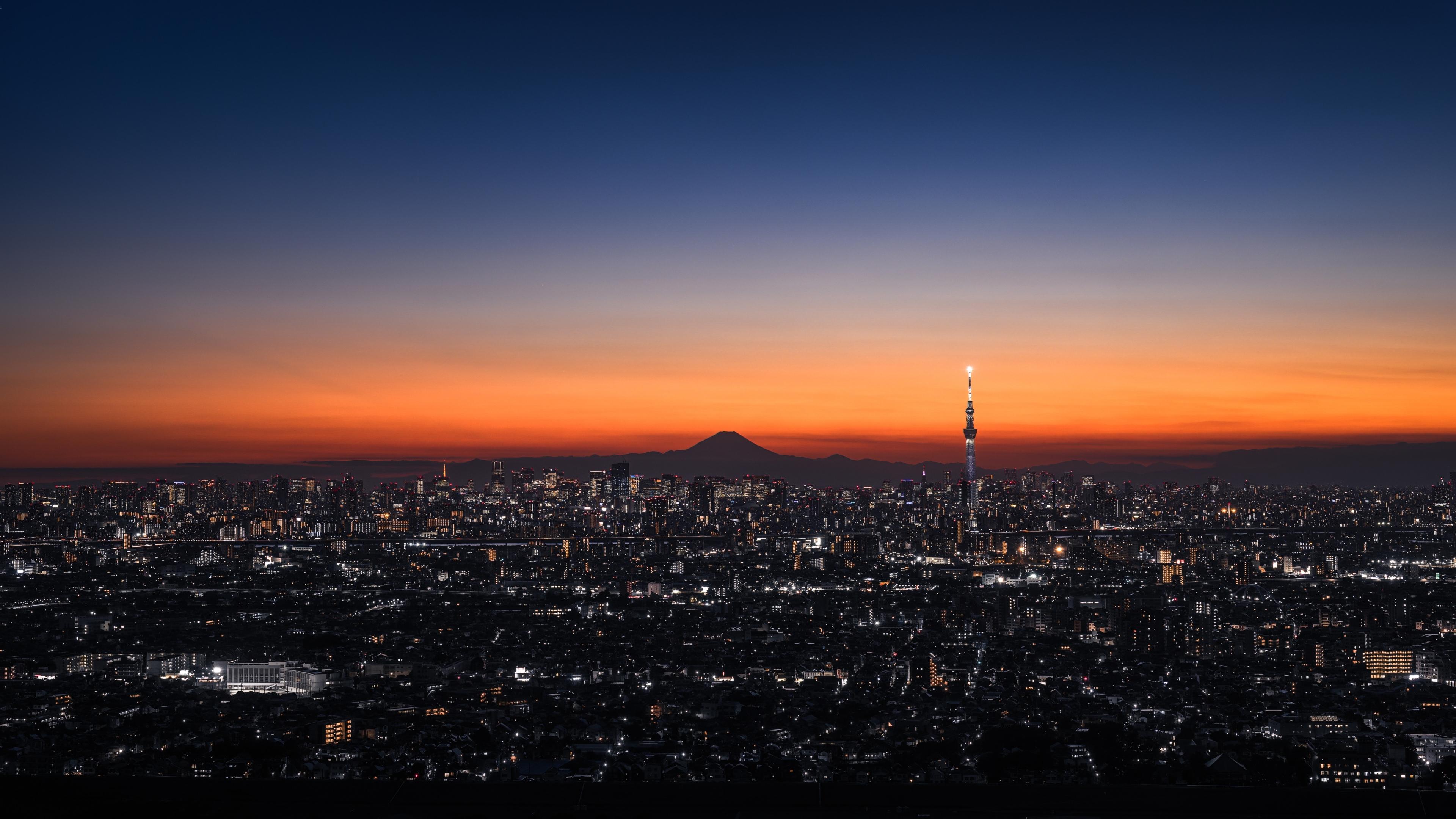 Fuji and Skytree Twilight View - 4K Background Fuji and Skytree Twilight View - Dramatic Cityscape 4K Wallpaper (3840x2160)