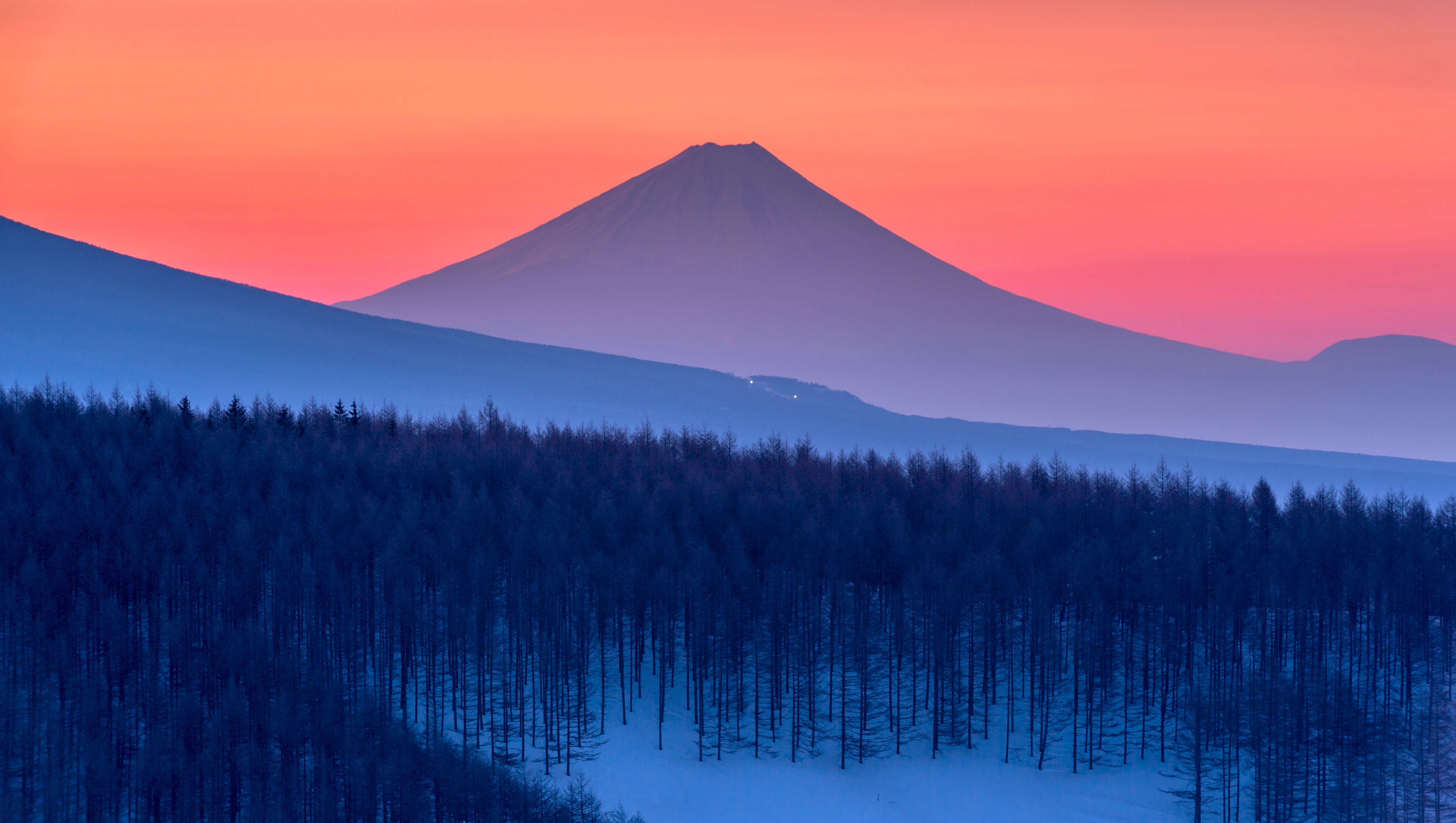 Mount Fuji Under Vivid Sunset - 4K Background Mount Fuji Under Vivid Sunset - Vivid Nature Photography 4K Wallpaper (4928x2786)