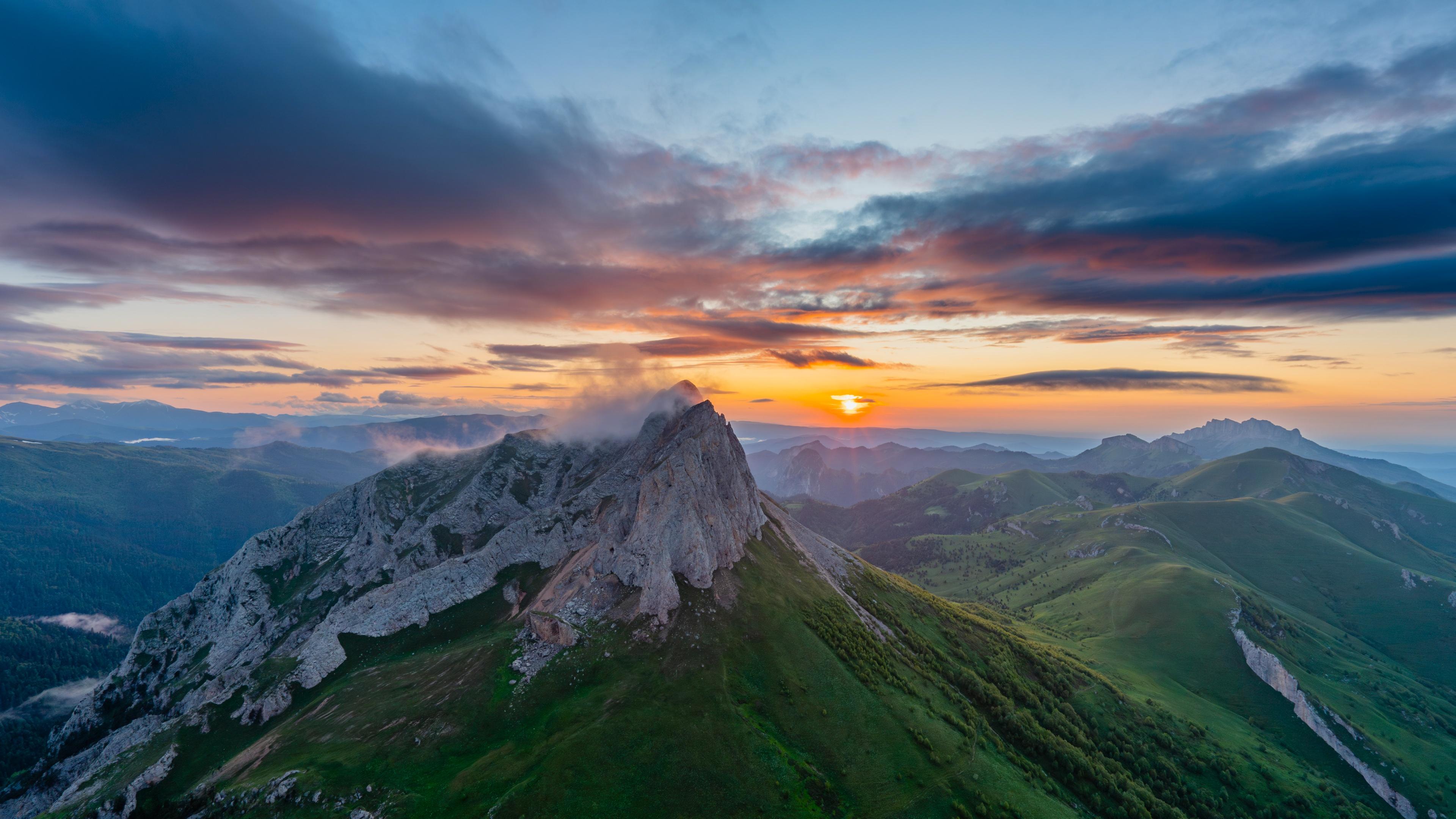 Mountain Landscape, Sunrise, Peak, Scenery Wallpaper in 4K resolution (3840x2160) Mountain Landscape, Sunrise, Peak, Scenery 4K Wallpaper Background (3840x2160)