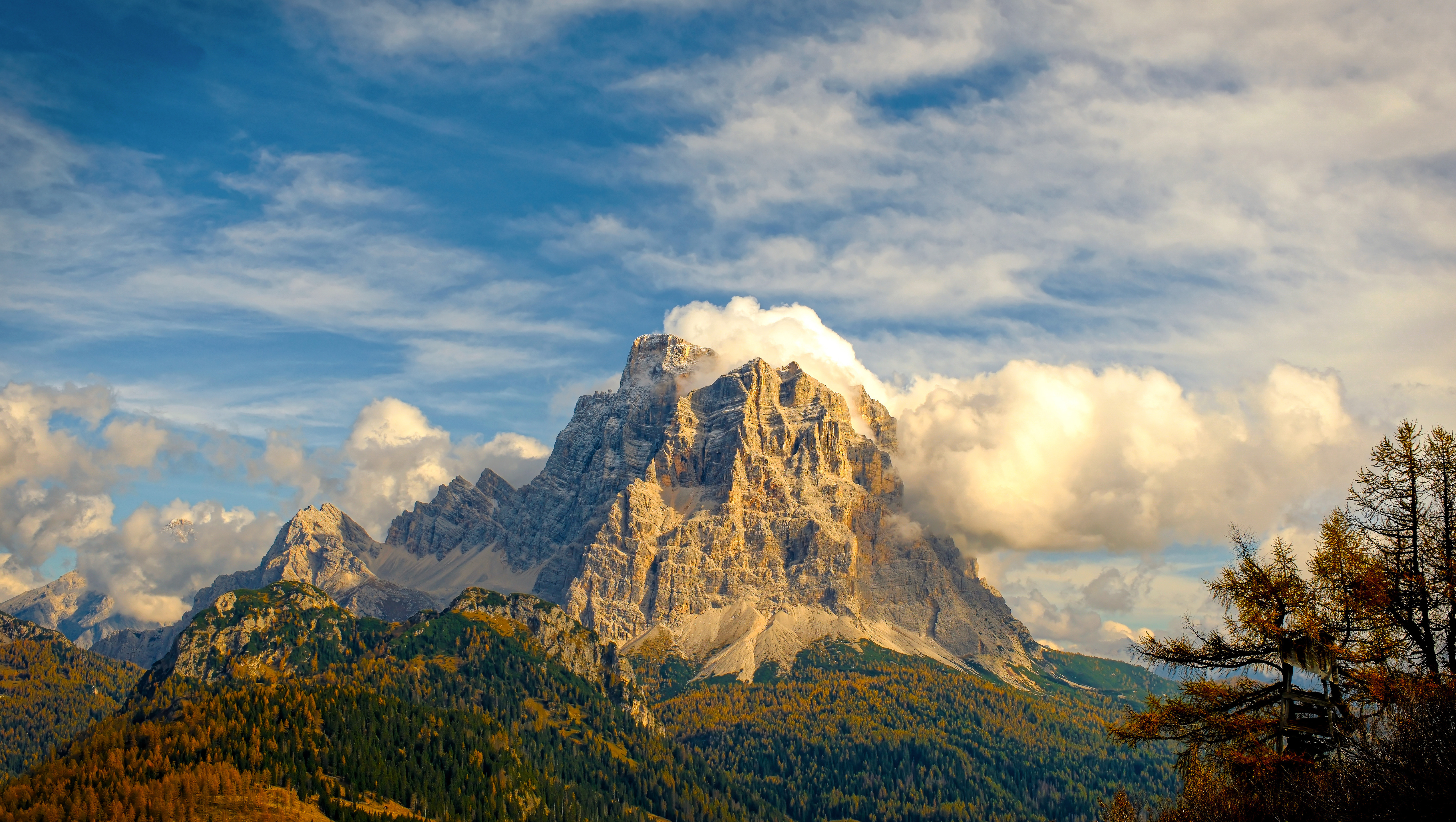 Mountain Peak, Cloudy Sky, Mountain Range, Autumn Forest Wallpaper in 4K resolution (5100x2880) Mountain Peak, Cloudy Sky, Mountain Range, Autumn Forest 4K Wallpaper Background (5100x2880)