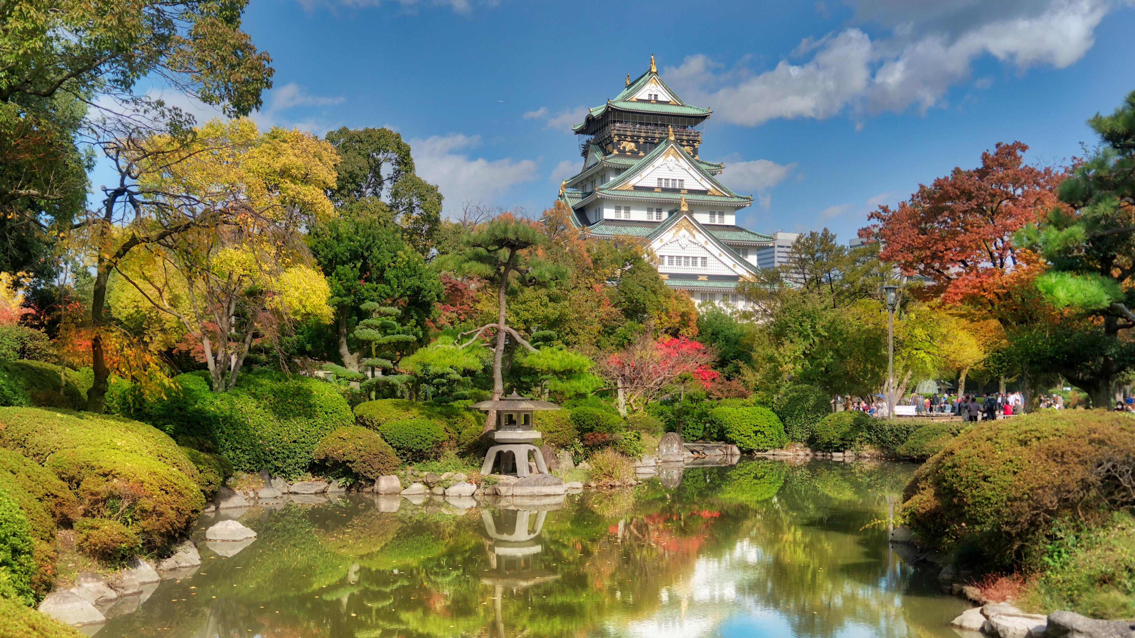 Osaka Castle, Japanese Garden, Autumn Foliage, Landmark Wallpaper in 4K resolution (3840x2160) Osaka Castle, Japanese Garden, Autumn Foliage, Landmark 4K Wallpaper Background (3840x2160)